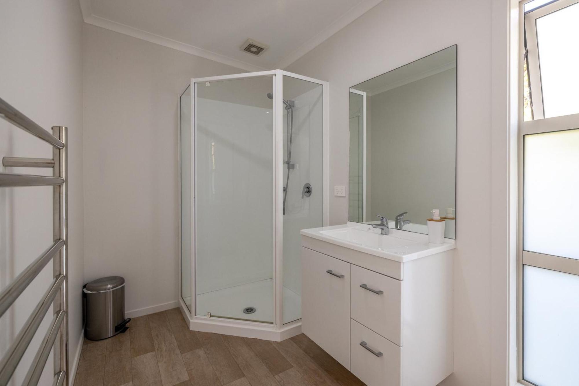 Te Whau Bach Apartments - Stay Waiheke Te Whau Bay Eksteriør bilde